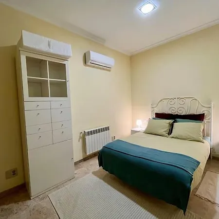 J Costa 15- Alameda Hercules Apartament